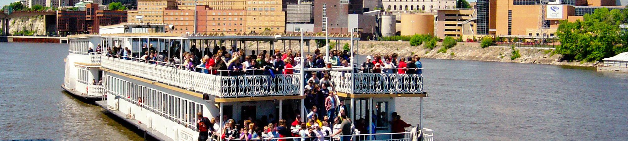 paddleford packet boat tour on the mississippi river